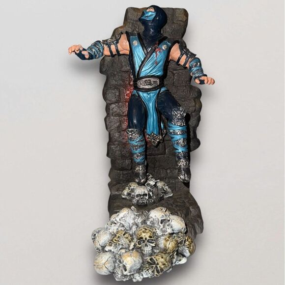 Mortal Kombat 9 Kollector's Edition Scorpion Sub-Zero Bookends Statue Figures - Picture 7 of 16